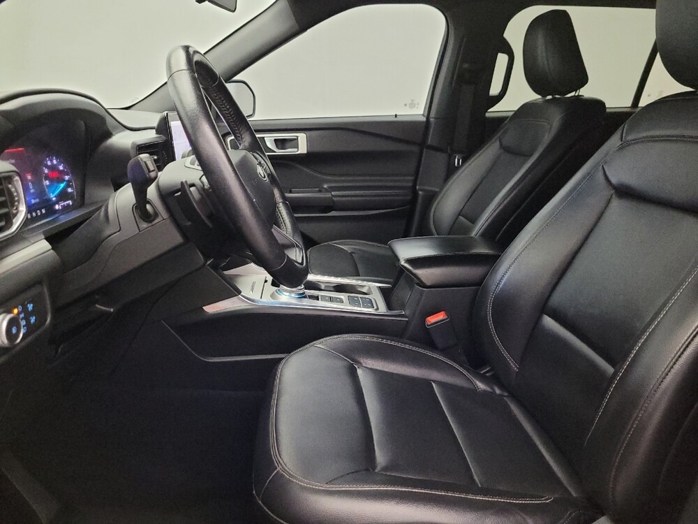 2020 Ford Explorer in Glendale, AZ 85301 - 18130973 17