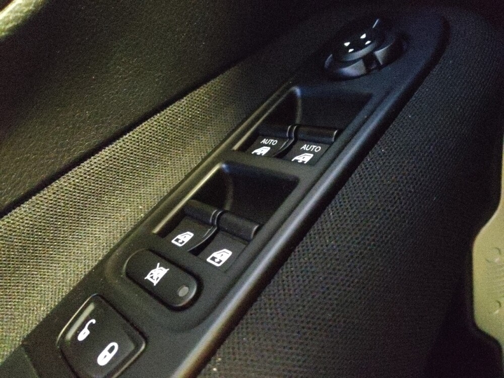 2021 Jeep Renegade in Glendale, AZ 85301 - 18130974 27