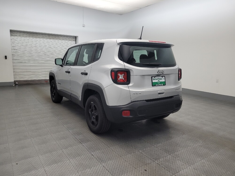 2021 Jeep Renegade in Glendale, AZ 85301 - 18130974 5