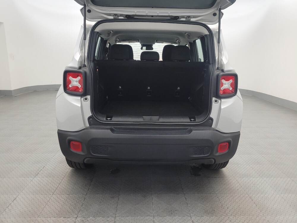 2021 Jeep Renegade in Glendale, AZ 85301 - 18130974 29