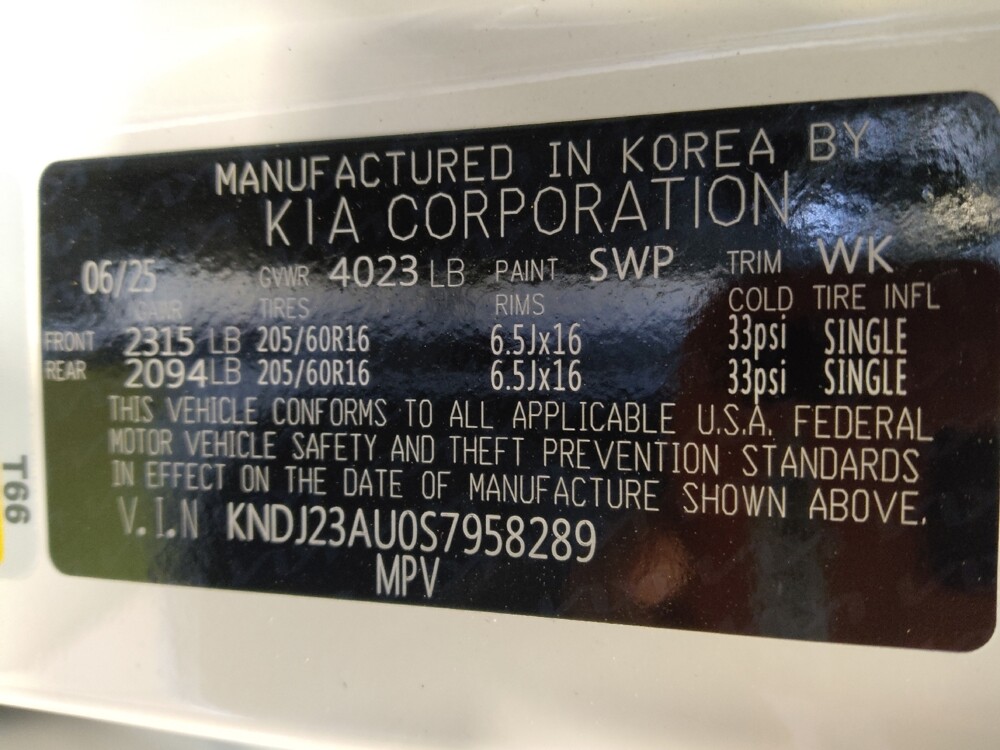 2025 Kia Soul in Mesa, AZ 85210 - 18130975 33