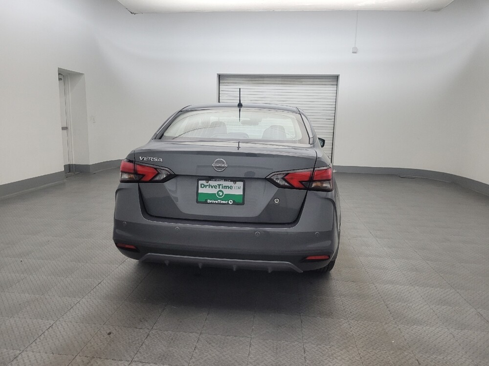 2024 Nissan Versa in Glendale, AZ 85301 - 18130977 7