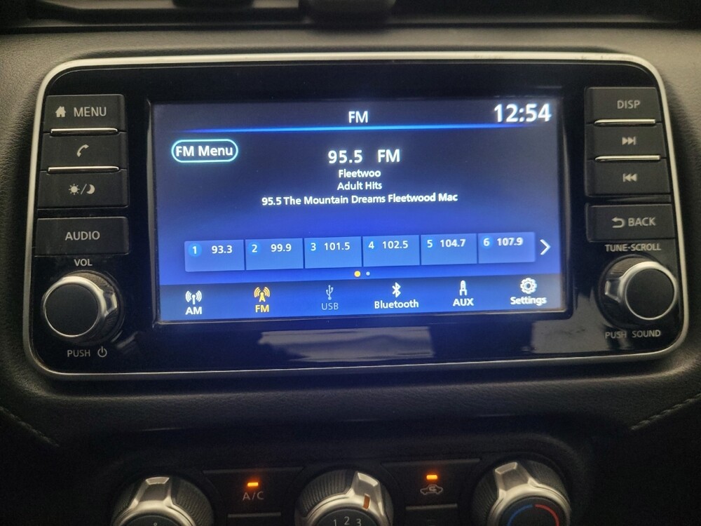 2024 Nissan Versa in Glendale, AZ 85301 - 18130977 25