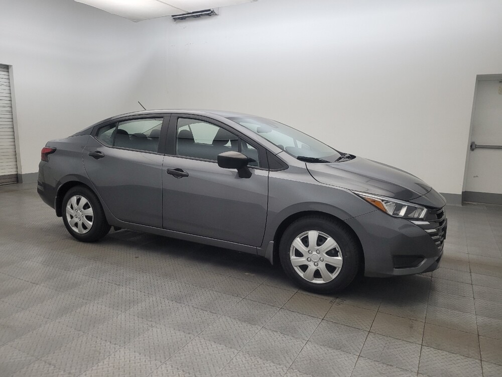2024 Nissan Versa in Glendale, AZ 85301 - 18130977 11