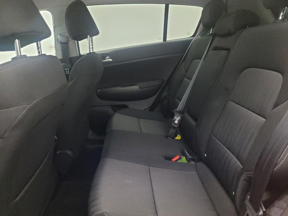 2021 Kia Sportage in Mesa, AZ 85210 - 18130979 18