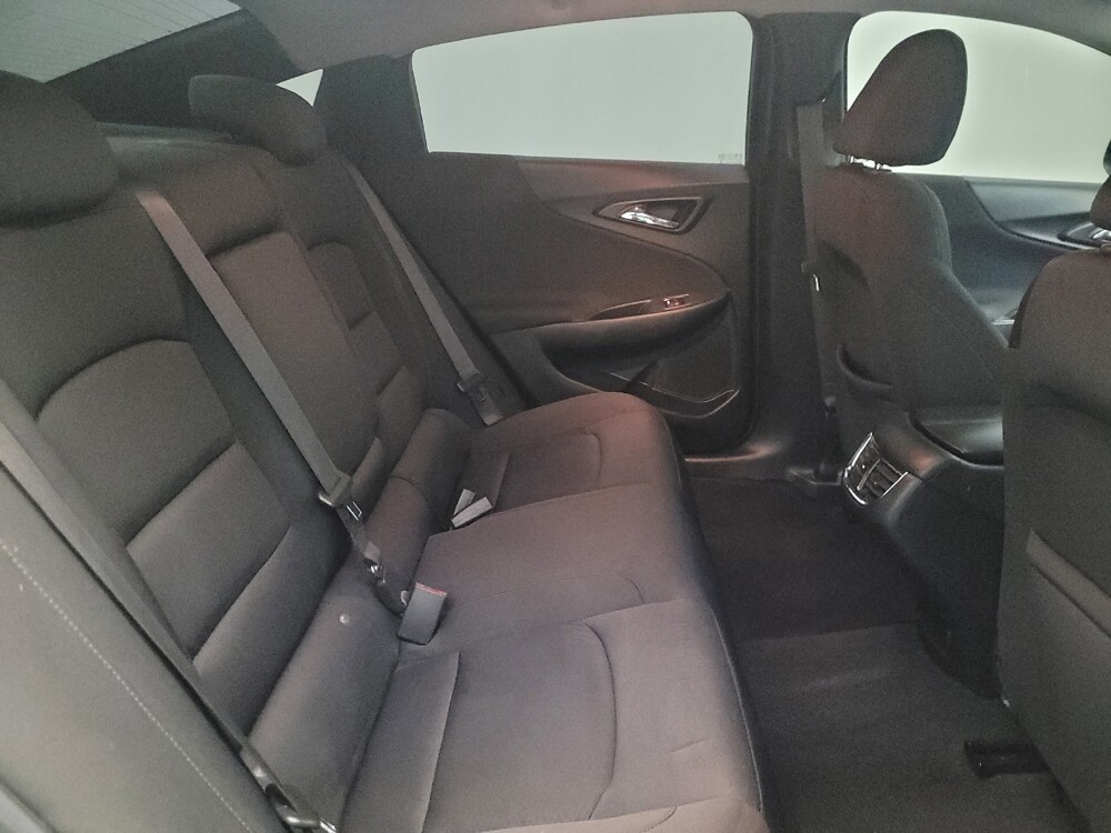 2021 Chevrolet Malibu in Tucson, AZ 85705 - 18130980 19