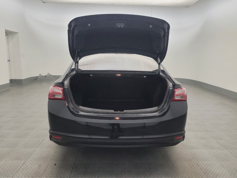 2021 Chevrolet Malibu in Tucson, AZ 85705 - 18130980 29