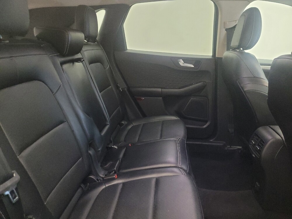 2020 Ford Escape in Glendale, AZ 85301 - 18130981 19