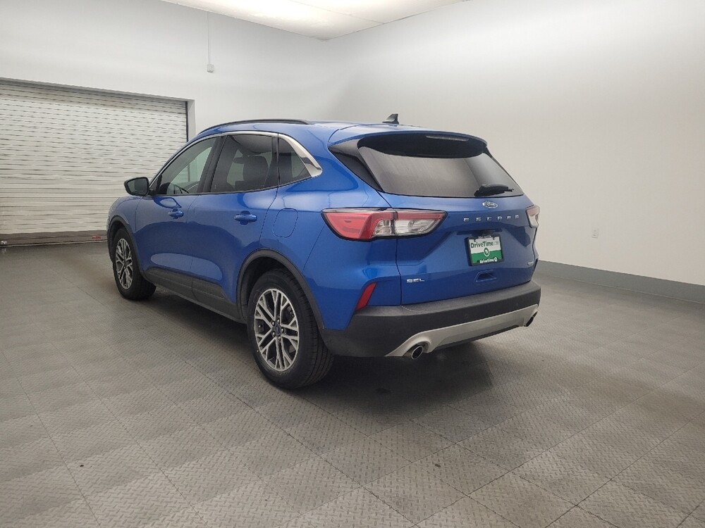 2020 Ford Escape in Glendale, AZ 85301 - 18130981 5