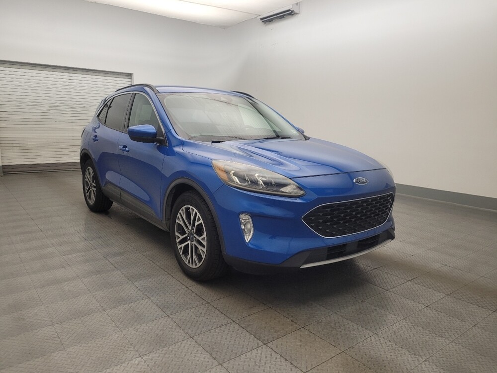 2020 Ford Escape in Glendale, AZ 85301 - 18130981 13