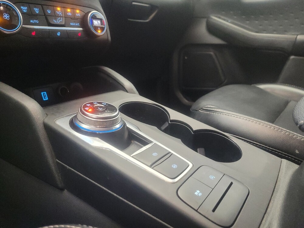 2020 Ford Escape in Glendale, AZ 85301 - 18130981 26