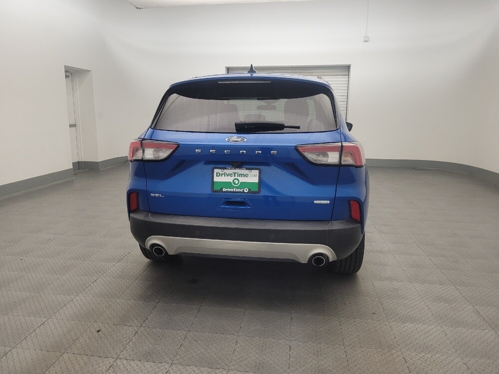 2020 Ford Escape in Glendale, AZ 85301 - 18130981 7