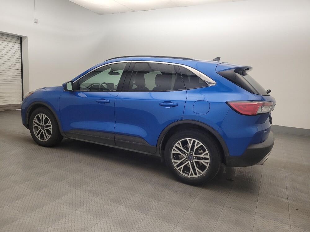 2020 Ford Escape in Glendale, AZ 85301 - 18130981 3