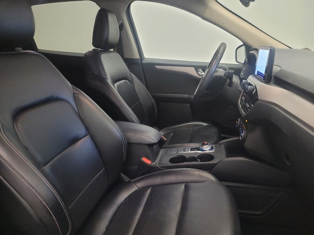 2020 Ford Escape in Glendale, AZ 85301 - 18130981 21