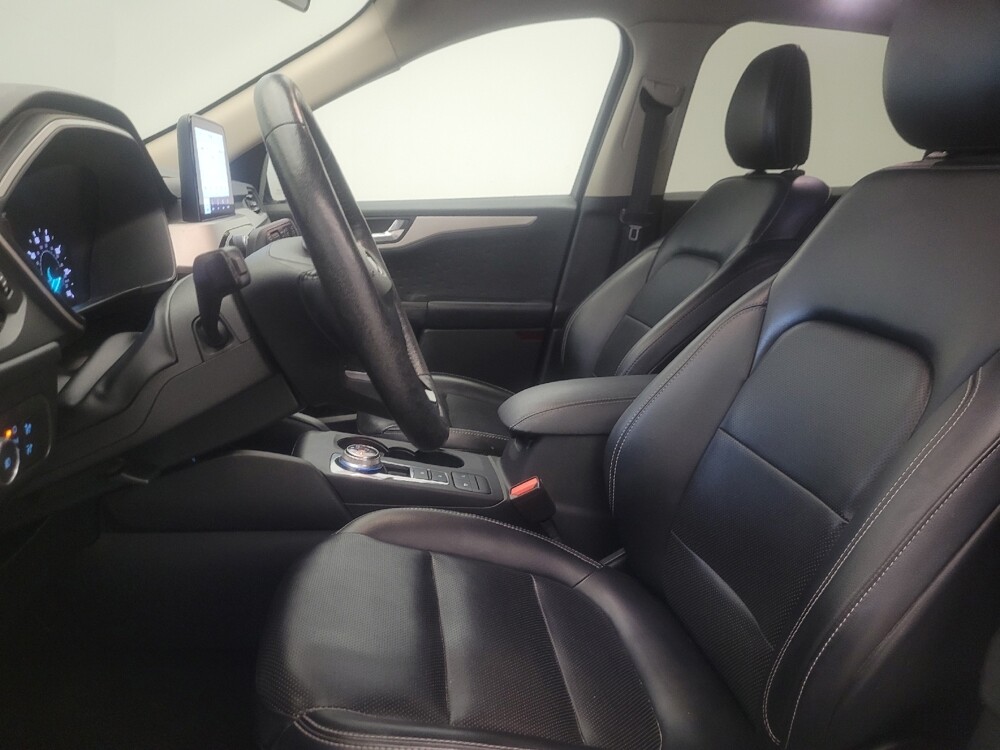 2020 Ford Escape in Glendale, AZ 85301 - 18130981 17