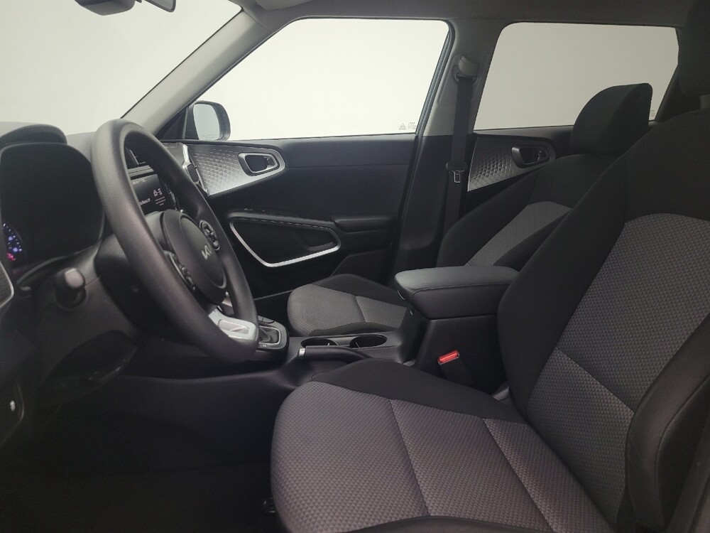 2022 Kia Soul in Phoenix, AZ 85015 - 18130984 17