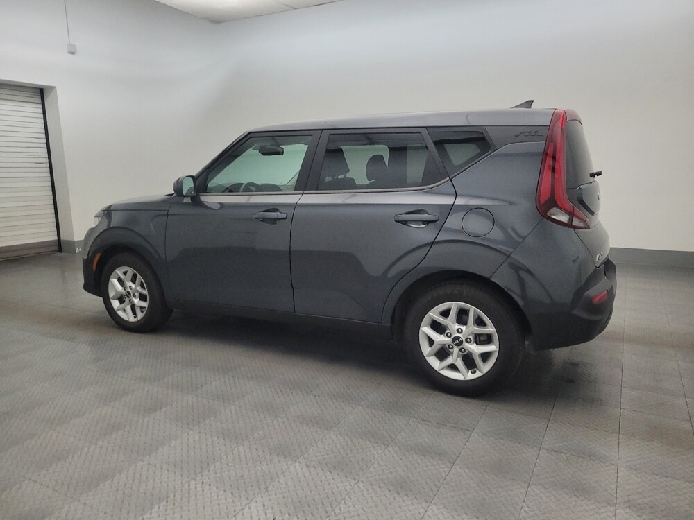 2022 Kia Soul in Phoenix, AZ 85015 - 18130984 3
