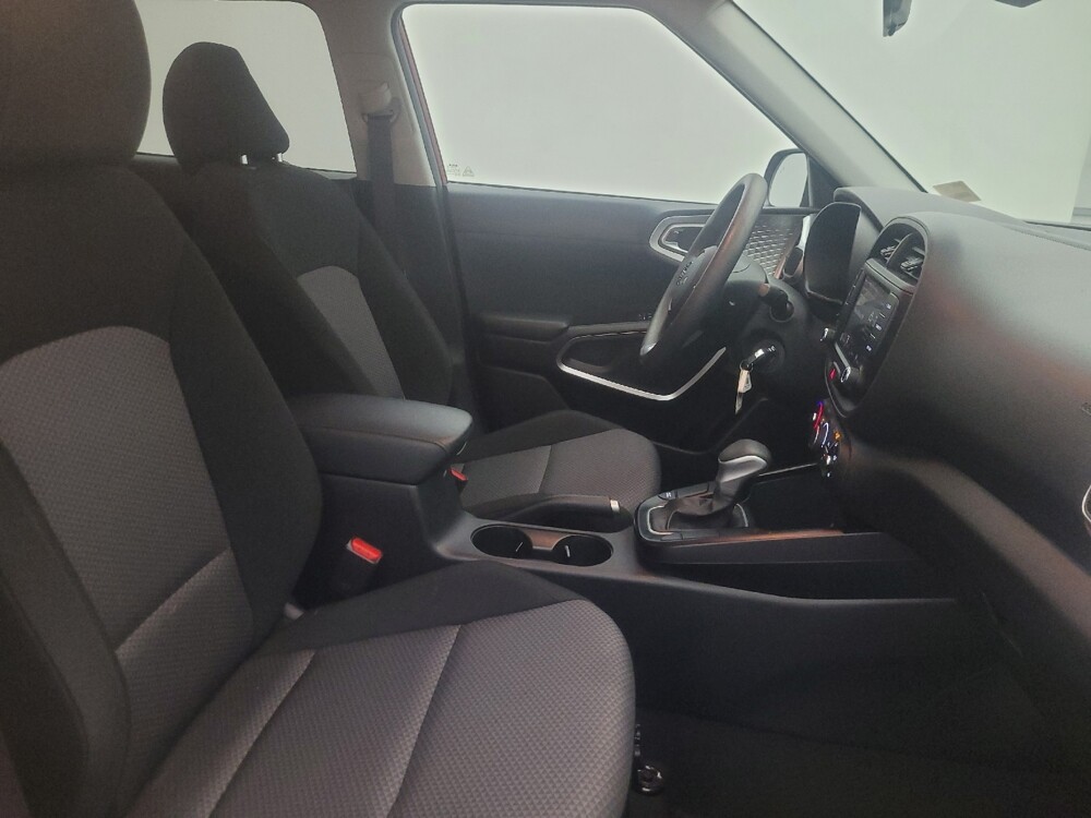 2024 Kia Soul in Phoenix, AZ 85022 - 18130985 21