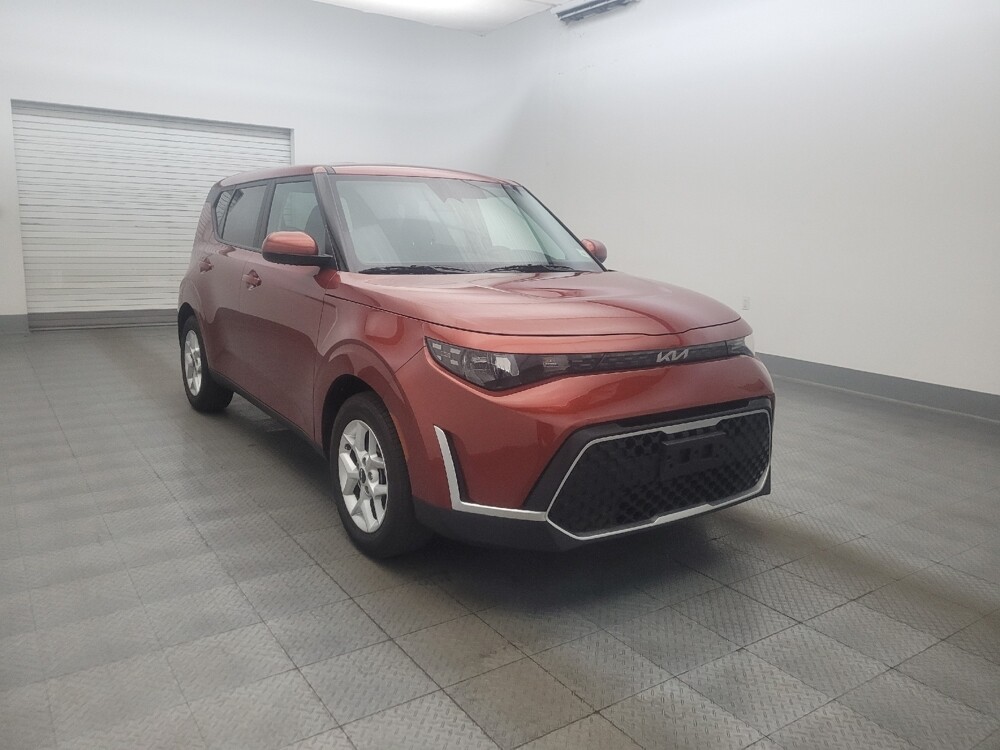 2024 Kia Soul in Phoenix, AZ 85022 - 18130985 13