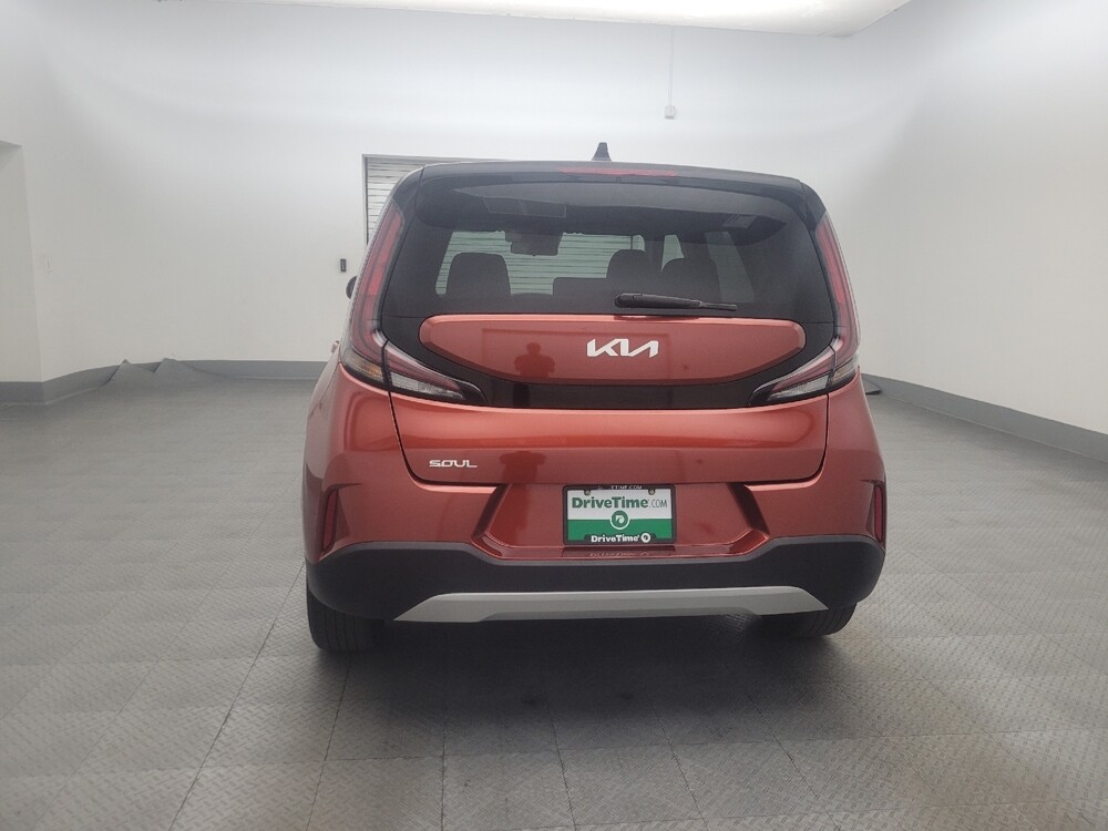 2024 Kia Soul in Phoenix, AZ 85022 - 18130985 6
