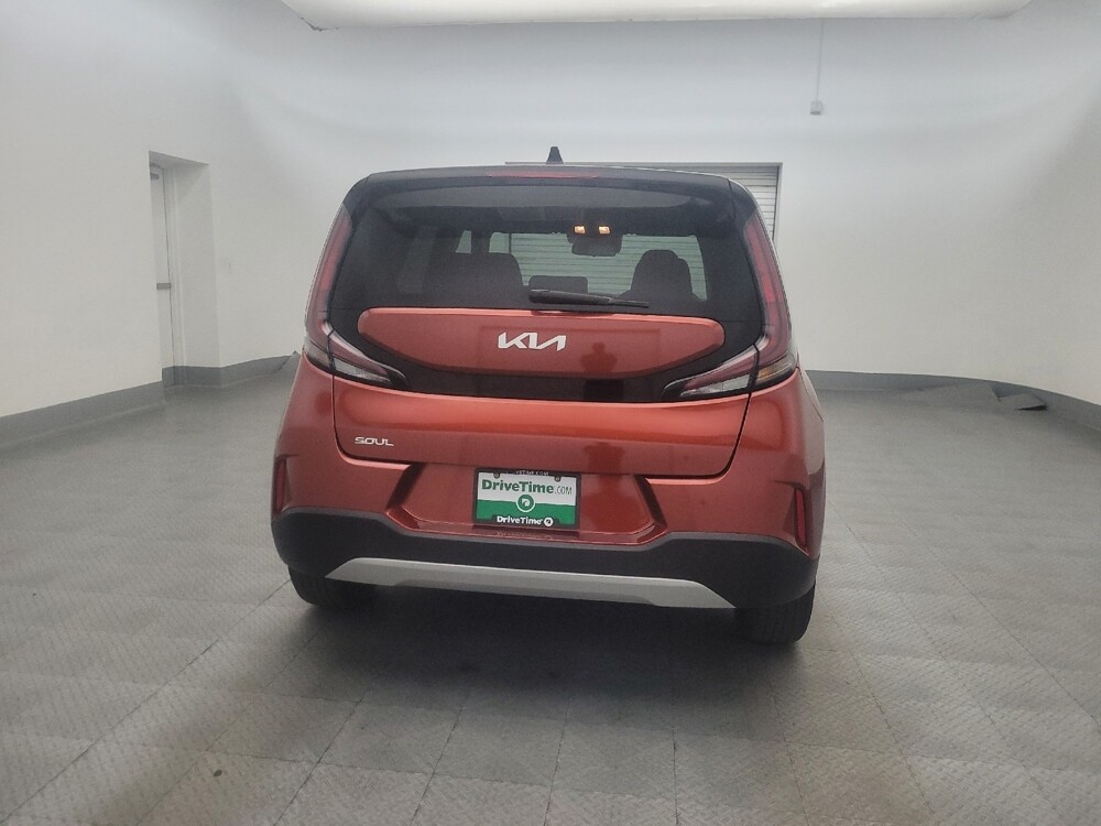2024 Kia Soul in Phoenix, AZ 85022 - 18130985 7
