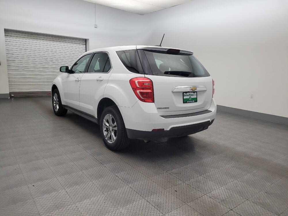 2017 Chevrolet Equinox in Mesa, AZ 85210 - 18130987 5