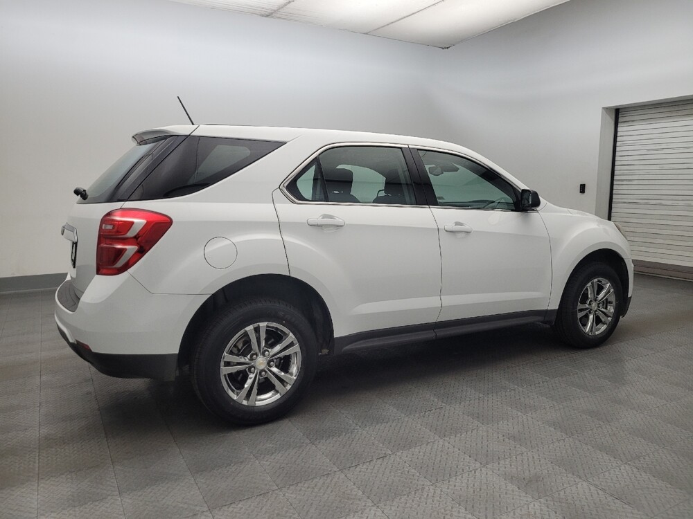2017 Chevrolet Equinox in Mesa, AZ 85210 - 18130987 10