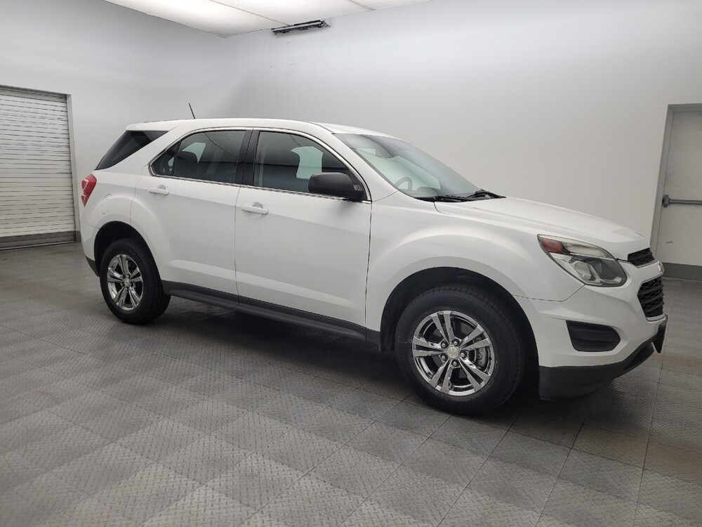 2017 Chevrolet Equinox in Mesa, AZ 85210 - 18130987 11