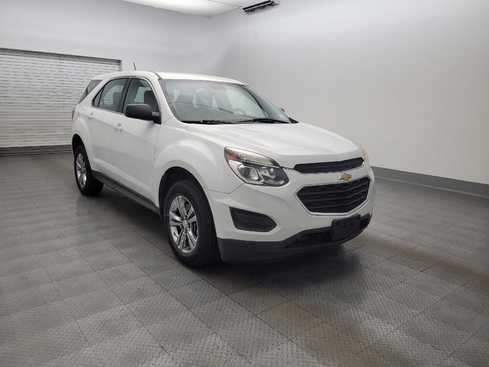 2017 Chevrolet Equinox in Mesa, AZ 85210 - 18130987 13