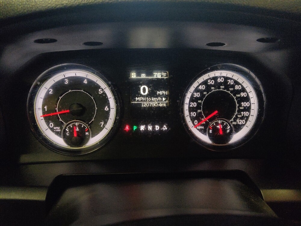 2022 RAM 1500 in Glendale, AZ 85301 - 18130990 23