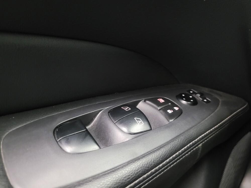 2020 Nissan Pathfinder in Mesa, AZ 85210 - 18130991 27