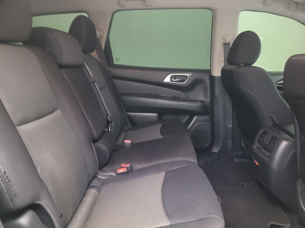 2020 Nissan Pathfinder in Mesa, AZ 85210 - 18130991 19