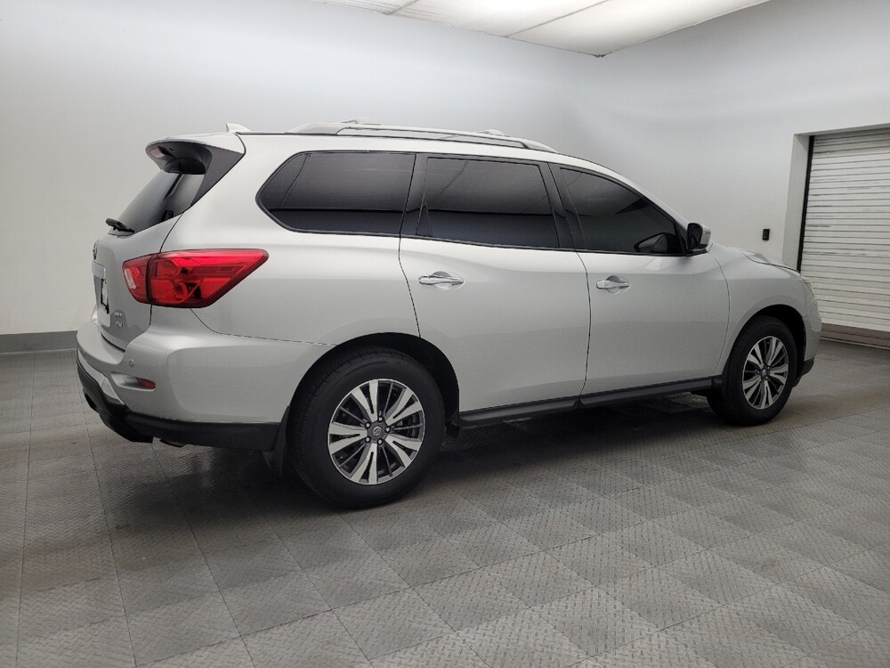 2020 Nissan Pathfinder in Mesa, AZ 85210 - 18130991 10