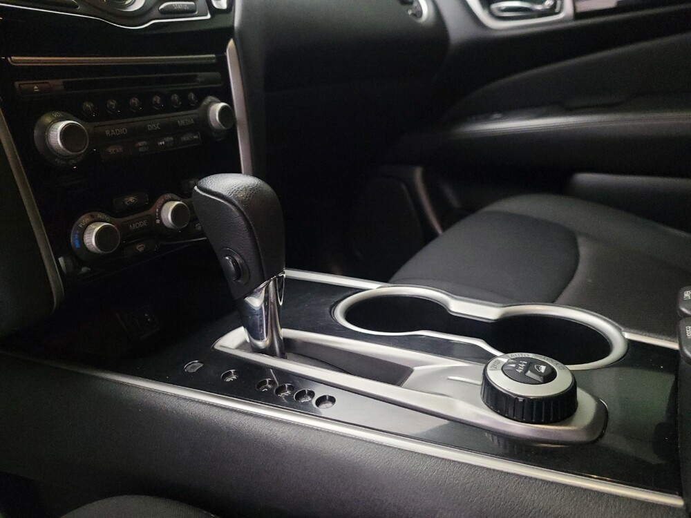 2020 Nissan Pathfinder in Mesa, AZ 85210 - 18130991 26