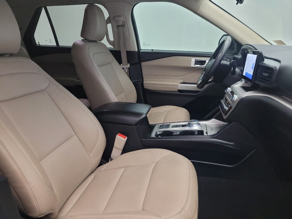 2021 Ford Explorer in Phoenix, AZ 85022 - 18130995 21