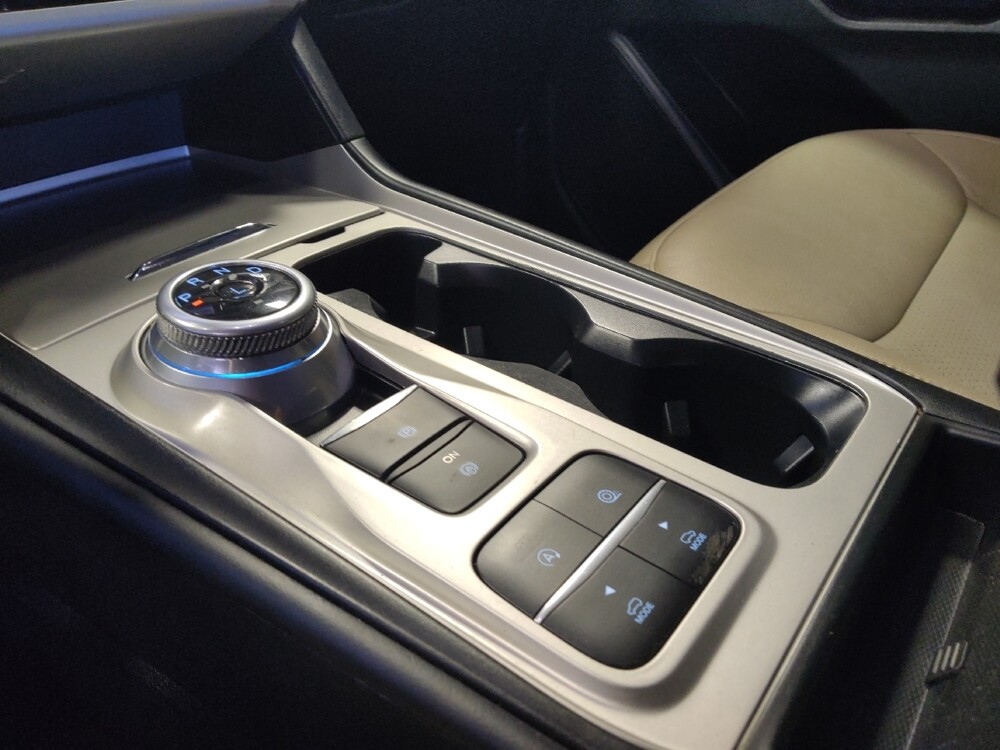 2021 Ford Explorer in Phoenix, AZ 85022 - 18130995 26