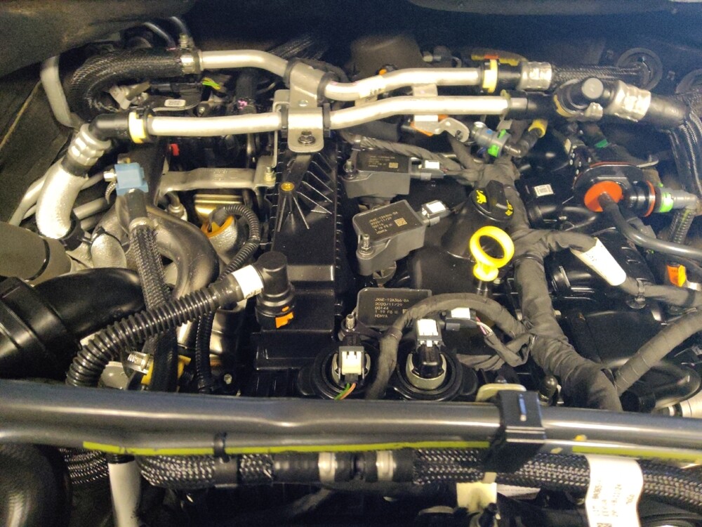 2021 Ford Explorer in Phoenix, AZ 85022 - 18130995 30