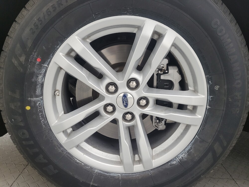 2021 Ford Explorer in Phoenix, AZ 85022 - 18130995 31