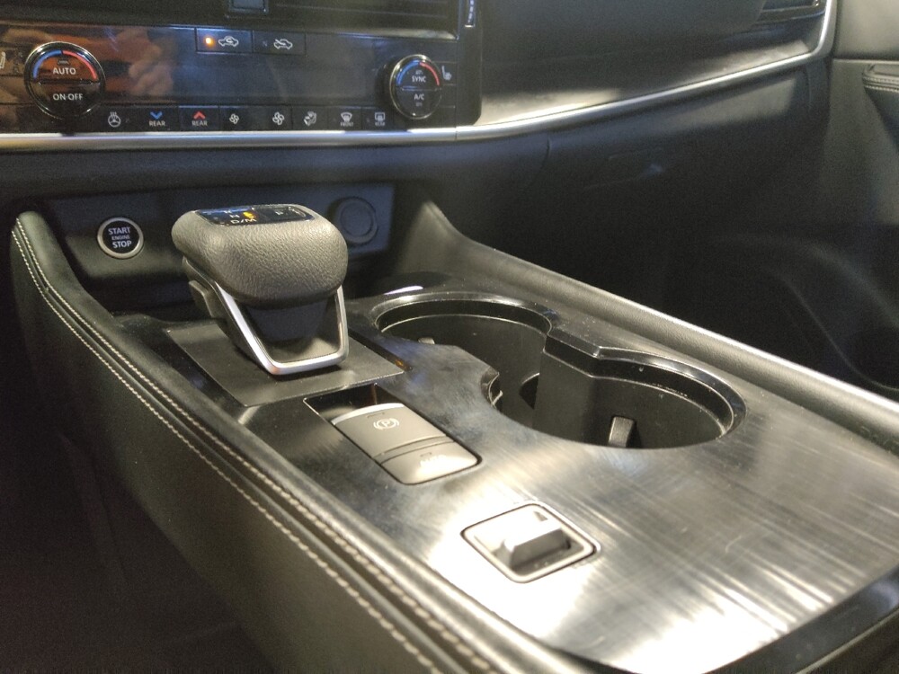 2021 Nissan Rogue in Phoenix, AZ 85015 - 18130996 26