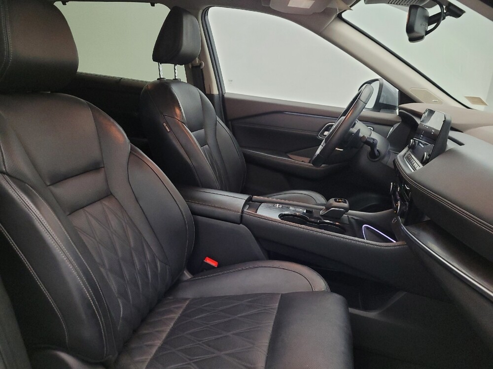 2021 Nissan Rogue in Phoenix, AZ 85015 - 18130996 21