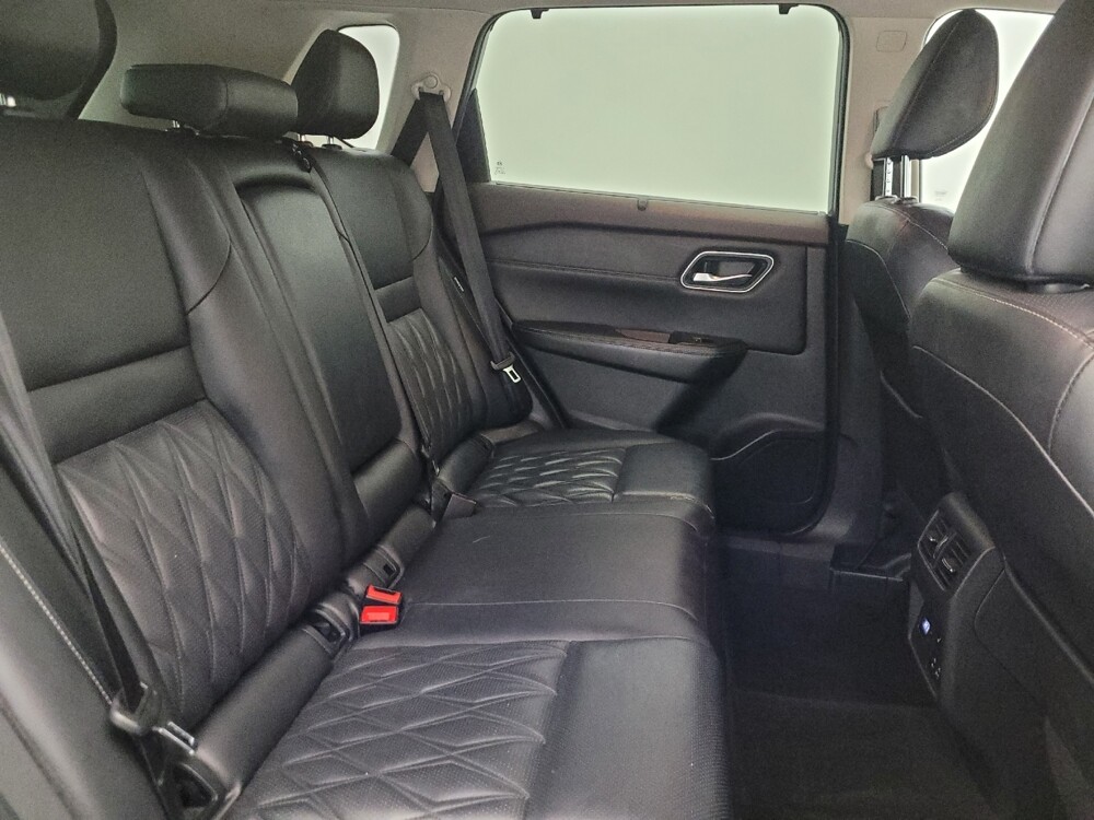 2021 Nissan Rogue in Phoenix, AZ 85015 - 18130996 19