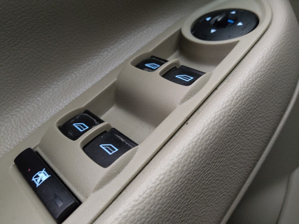 2018 Ford Escape in Phoenix, AZ 85022 - 18130997 27