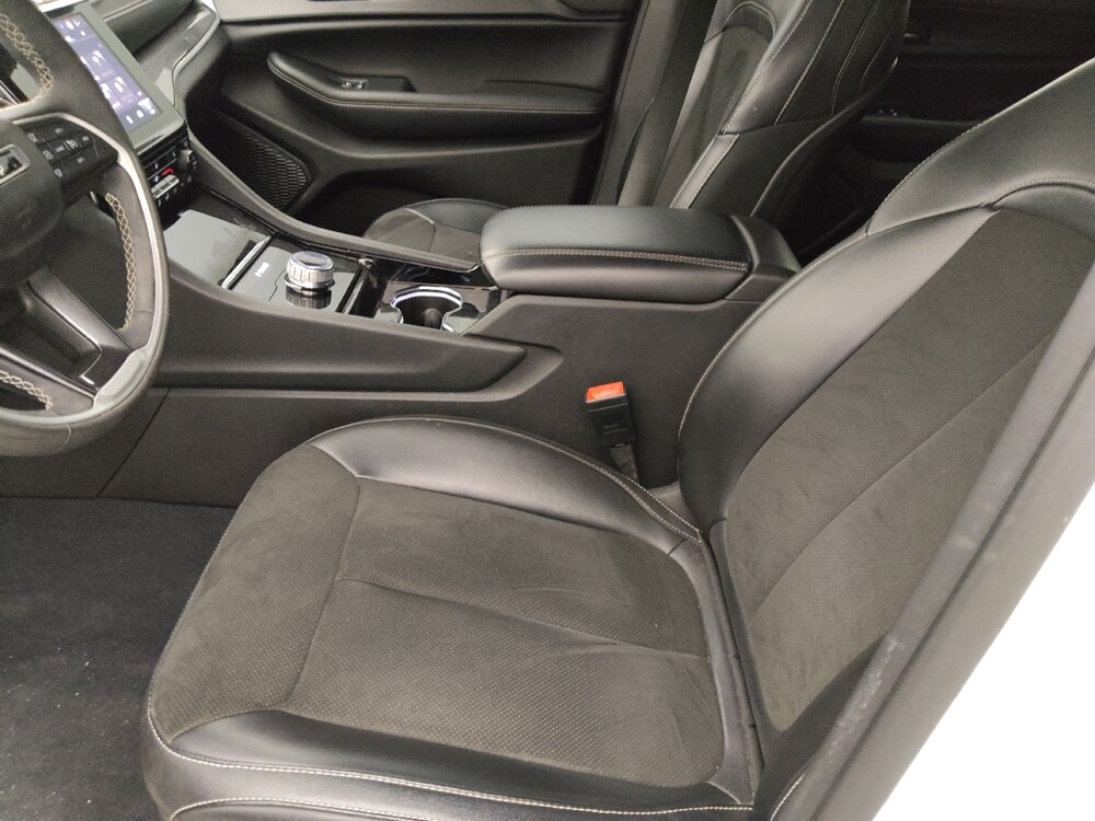 2023 Jeep Grand Cherokee L in Tallahassee, FL 32304 - 18131002 17