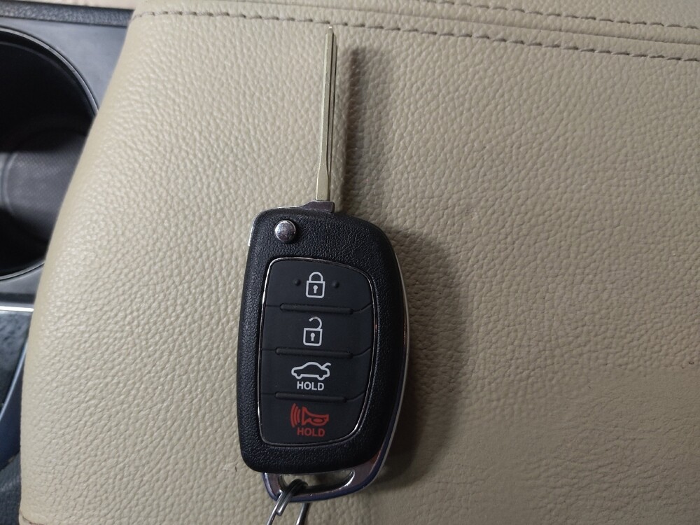 2017 Hyundai Sonata in Tallahassee, FL 32304 - 18131007 32