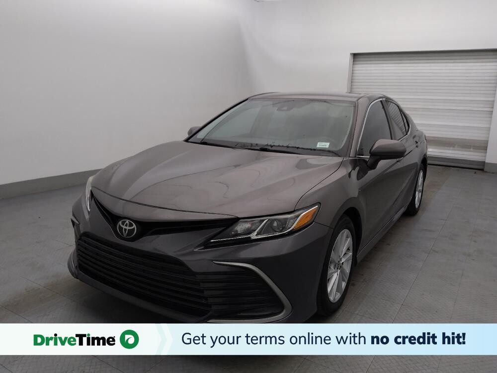 2021 Toyota Camry in Tallahassee, FL 32304 - 18131011
