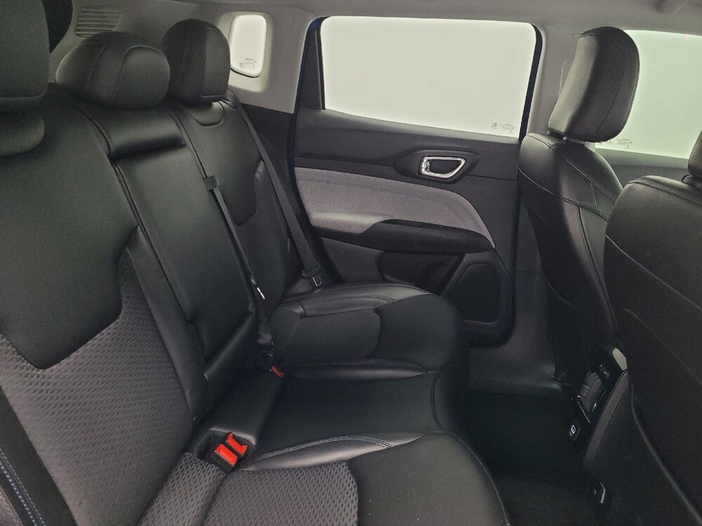 2022 Jeep Compass in Las Vegas, NV 89102 - 18131013 19