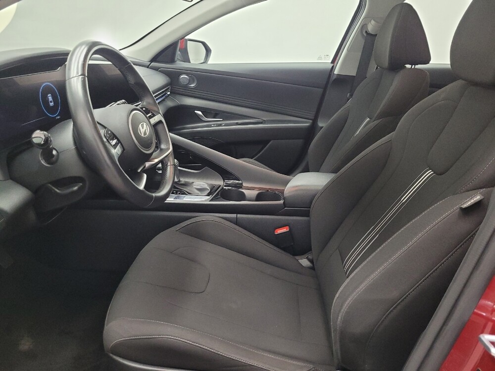 2025 Hyundai Elantra in Las Vegas, NV 89104 - 18131018 17