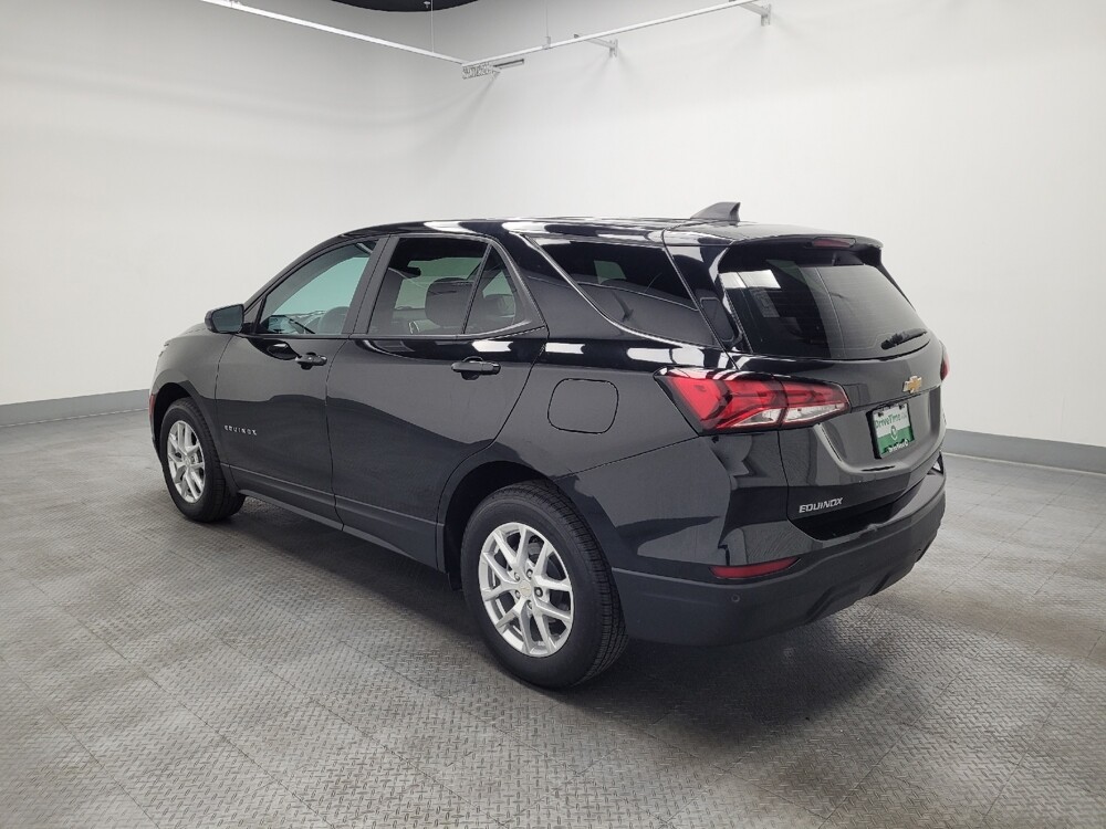 2024 Chevrolet Equinox in Las Vegas, NV 89104 - 18131020 3