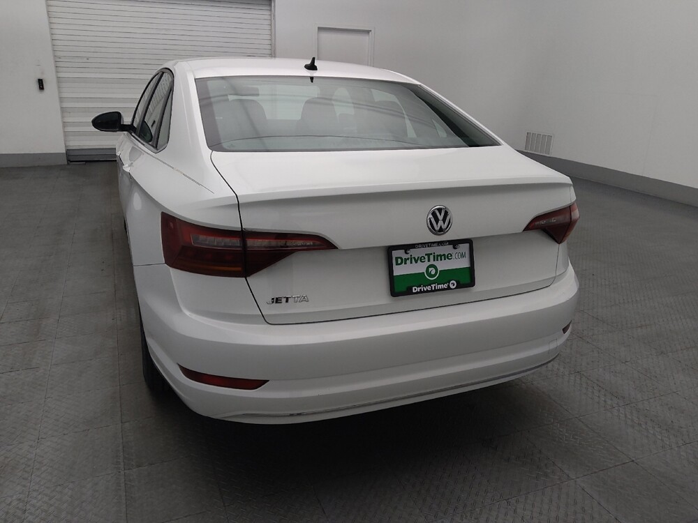 2019 Volkswagen Jetta in Gainesville, FL 32609 - 18131025 6
