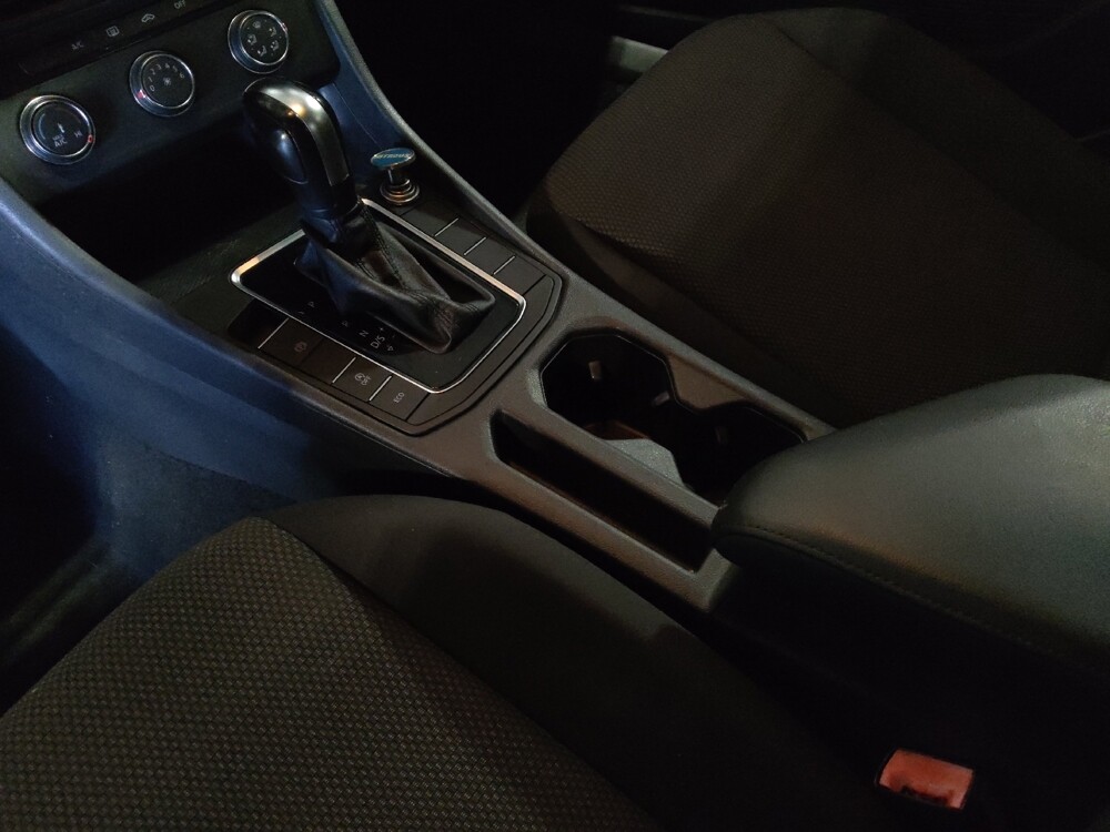 2019 Volkswagen Jetta in Gainesville, FL 32609 - 18131025 26